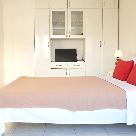 Apartman The White